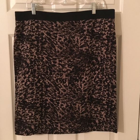 Rafaella Dresses & Skirts - 🛍Rafaella Leopard print skirt, 16W